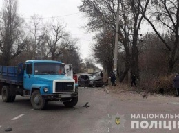 В Донецкой области из-за ДТП авто отбросило на пешехода, есть жертвы