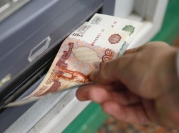 «Сбербанк» изменит правила по снятию наличных в банкоматах