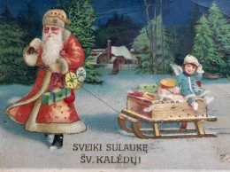 Каменчанка показала старинные рождественские открытки из семейного архива