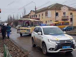 В Бердянске разыскивают очевидцев ДТП с участием пешехода (видео происшествия)