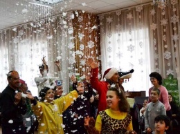 В Болграде с Новым годом поздравили особенных деток