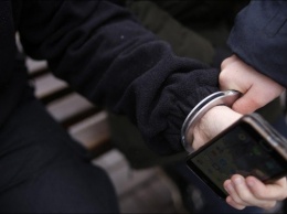 На Днепропетровщине поймали злостного похитителя мобильных телефонов