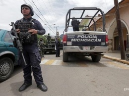 В Мексике мэр вступил в должность и через полтора часа был убит