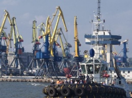 «Порты простаивают, товары дорожают» - украинский политик об «успехах» в Азовском море