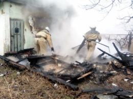 В Олешках неаккуратная хозяйка устроила настоящий пожар