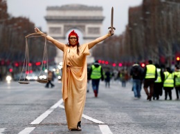 Во Франции состоялись новые протестные акции "желтых жилетов"