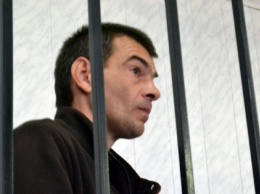 Бывших не бывает: в Одессе суд может отпустить убившего морпеха экс-милиционера