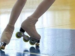 Спортсменки из Днепропетровщины будут представлять Украину на международных соревнованиях по фигурному катанию на роликовых коньках