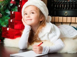 Херсонские дети просили у Деда Мороза мира в Украине