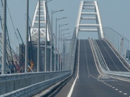 Горькое прозрение Киева: Крымский мост может простоять тысячелетия