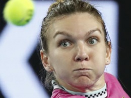 Во время матча Australian Open теннисистка попала в девочку, подающую мячи