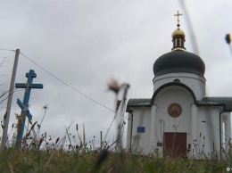 Как в Украине регулируется переход общин между церквями