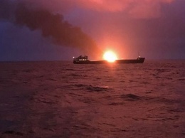Украина: загоревшиеся в Черном море танкеры поставляли газ в Сирию