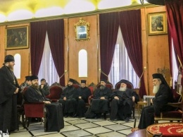 Иерусалимский патриарх отказал Порошенко, но встретился с делегацией УПЦ