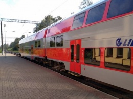 "Укрзализныця" отремонтирует двухэтажные поезда Skoda