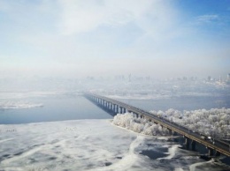 Снежный коллапс в Украине: Как регионы борются с последствиями непогоды (фото, видео)