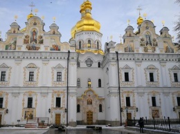 Как в Киево-Печерской лавре сосуществуют церковь и государство