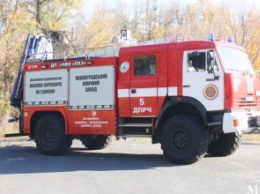 Противопожарное оснащение ПХЗ: предприятие обеспечено самыми новыми пожарными машинами, аналогов которым нет в Украине