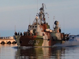Украинские пограничники провели учение в Азовском море