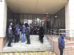 «Суд» в Крыму продлил арест фигурантам «дела Хизб ут-Тахрир»