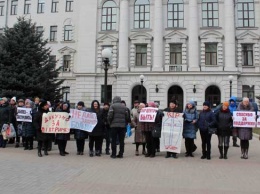 В Днепре протестовали против вероятного закрытия восьмой горбольницы