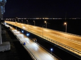 В Сети появились новые фото и видео Керченского моста