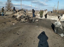 На КПВВ «Еленовка» подорвался гражданский автомобиль, есть жертвы