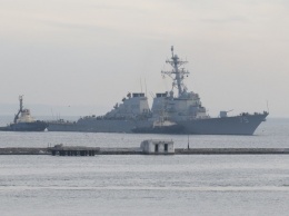 США ввели эсминец в Черное море, а Россия решила пострелять: что происходит