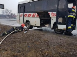 В Винницкой области загорелся автобус с пассажирами