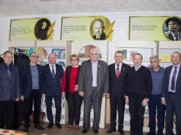 Музей симферопольской гимназии №1 отпраздновал свой 50-летний юбилей