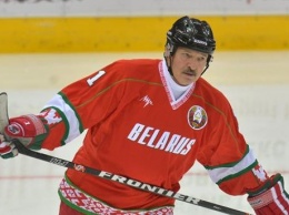 Лукашенко пообещал бросить хоккеистов в тюрьму за проваленный сезон