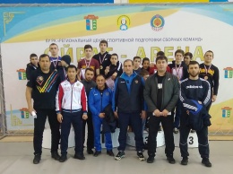 Юные крымские вольники одержали восемь медалей на первенстве ЮФО