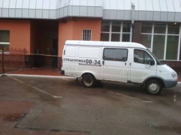 В Чернигове полицейский совершил самоубийство во время охраны банка (Видео)