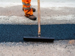 Ямочный ремонт дорог Днепра выполнит без гарантий «новичок» за 324 миллиона