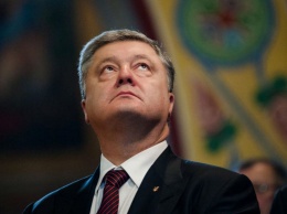 Порошенко «разнесли» после скандала в Черкассах: «Президент бежал с собственного митинга»