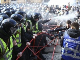 Протесты Нацкорпуса в Киеве и Черкассах: украинцы отреагировали на скандал