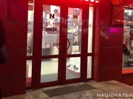Под Киевом банда с автоматами ограбила ювелирный магазин