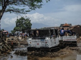 В Индонезии увеличилось количество погибших от наводнения