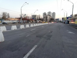 Шулявский мост закрыт, в Киеве пробки. Как объехать проблемный участок. Фото