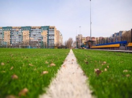 На финише строительство современного стадиона Каменской детской футбольной школы «Надежда», - Валентин Резниченко