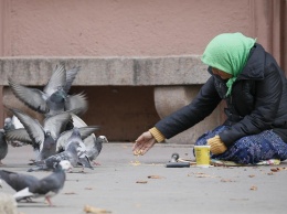 Бедность в Украине перешла черту. И это не самое страшное! Посмотрите, в самом сердце Киева, где