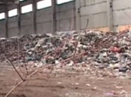 На Житомирщине протестующие перекрыли трассу из-за львовского мусора