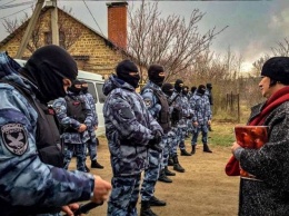 В Крыму проходят массовые аресты крымских татар
