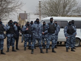 Облава в Крыму: «суд» сегодня продолжит избирать меру пресечения крымским татарам