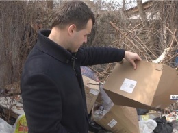 В Керчи выявили свалку мусора с финансовыми документами
