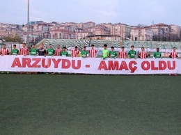 Крымские футболисты одержали победу на товарищеском матче с Стамбуле