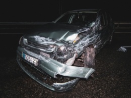 На Бориспольском шоссе из-за гололедицы столкнулись 19 автомобилей, есть пострадавшие