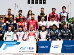 Фото: Все участники чемпионата Формулы 2