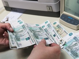 Долг в 3,7 млн рублей: в Саках горе-отец 10 лет уклонялся от уплаты алиментов