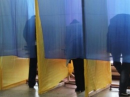 В Полтавской области на избирательном участке напали на полицейского